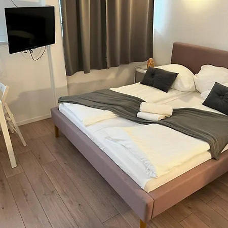 Stylish Apartment In Friesenplatz, Heart Of Cologne Exterior photo