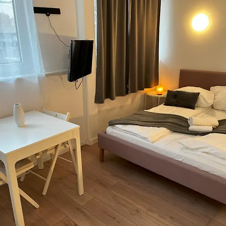 Stylish Apartment In Friesenplatz, Heart Of Cologne Exterior photo